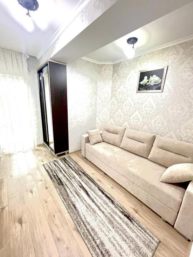 Large Apartment !!!Ciuflea Str. Chisinau Luaran gambar